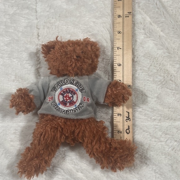 Team Bears Authentic World Series Champions 2004 Boston Red Sox Teddy Bear - Picture 11 of 12